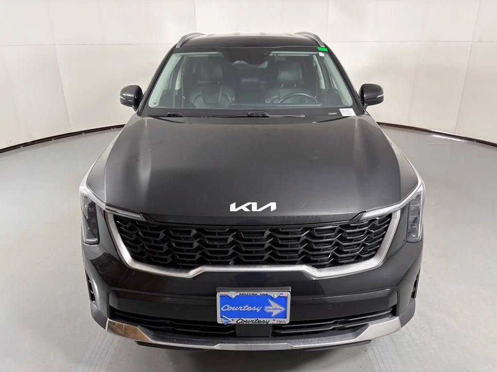 Used 2024 Black Kia S image 3