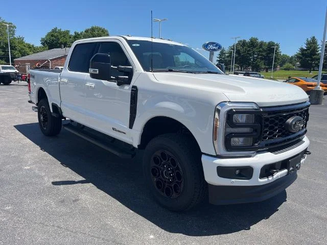 New 2026 Star White Metallic Tri-Coat Ford F-250® Lariat® image 33