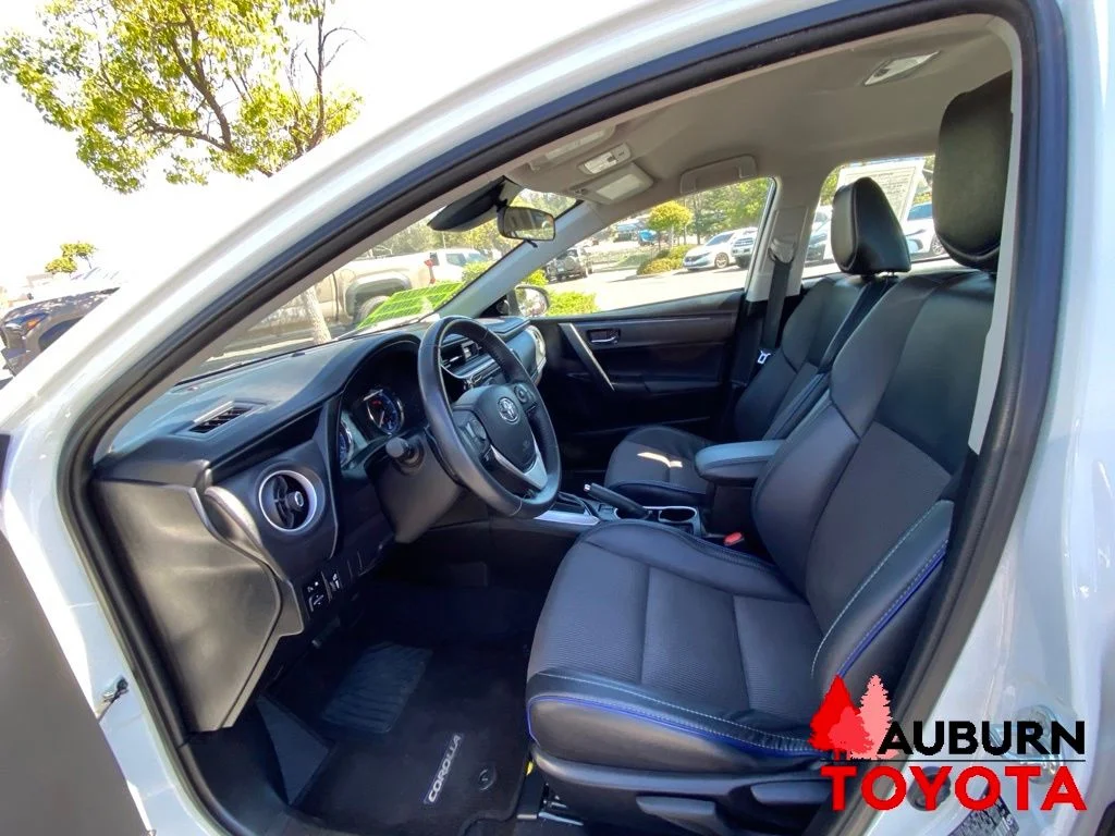 Used 2017 Ice Cap Toyota SE image 25