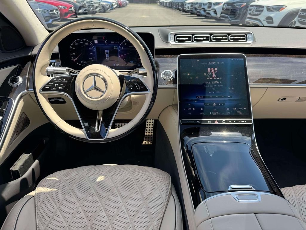 Used 2022 Black Mercedes-Benz S 500 image 5