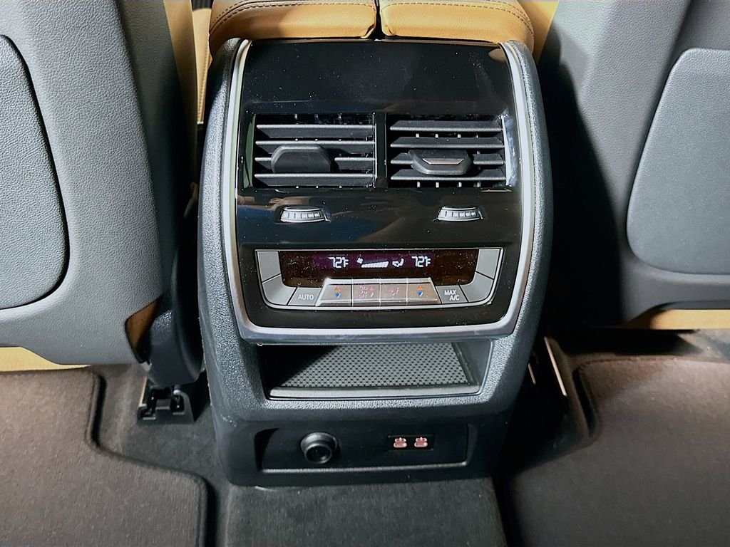 New 2026 Gray Metallic BMW xDrive40i image 18
