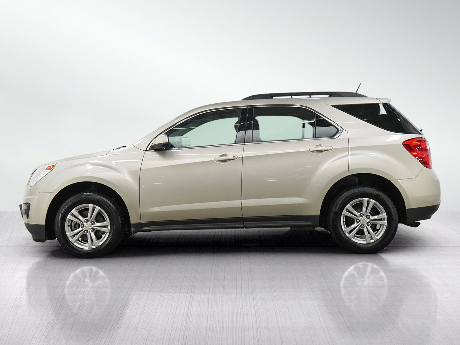 Used 2014 Chevrolet Equinox 1LT with VIN 2GNALBEK9E6119043 for sale in Minneapolis, Minnesota
