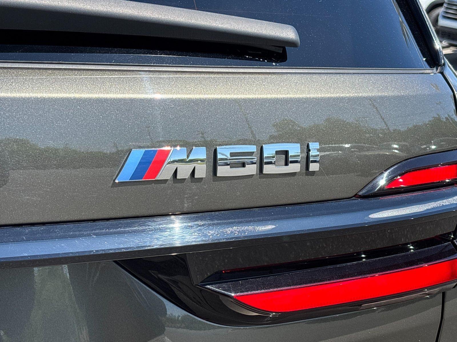 Used 2024 Manhattan Green Metallic BMW M60i image 11