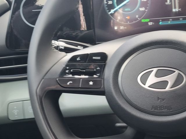 2025 Hyundai Elantra Limited - Photo 65