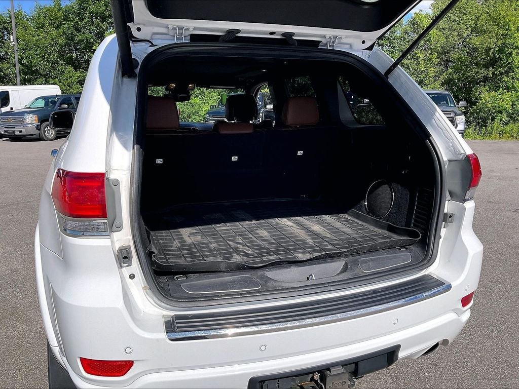 Used 2021 Bright White Clearcoat Jeep Overland image 36