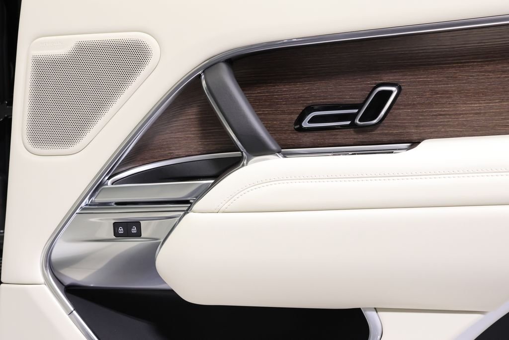 2026 Land Rover Range Rover SE - Photo 42