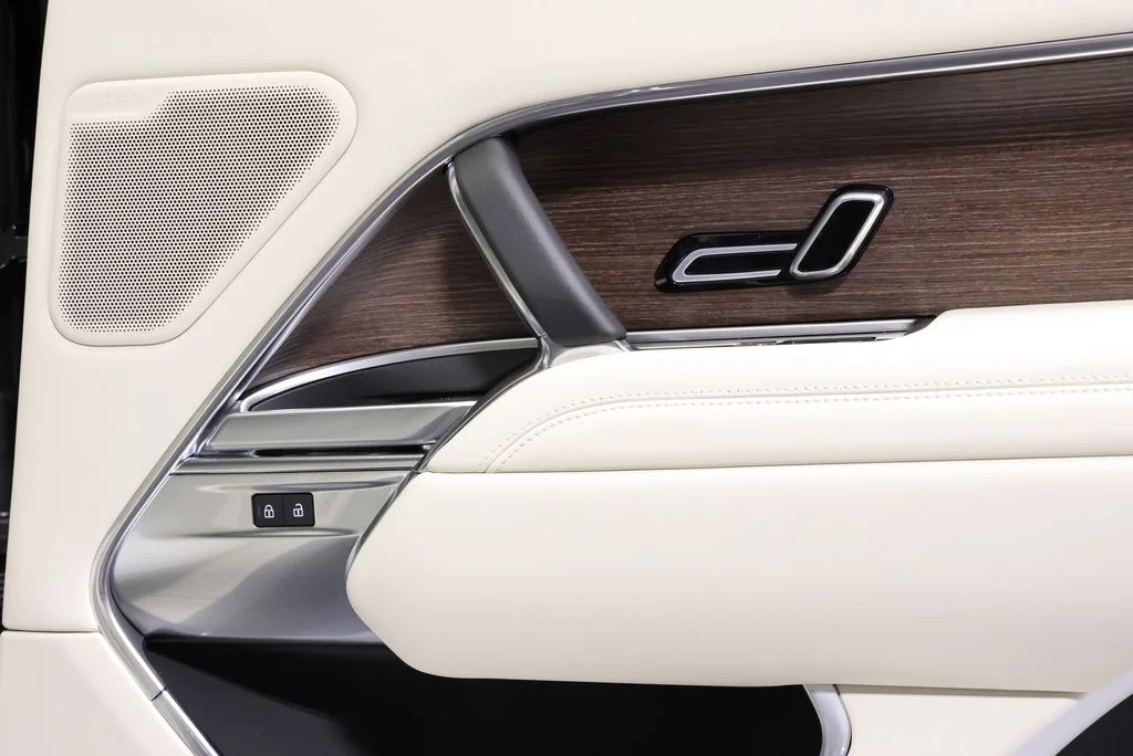 2026 Land Rover Range Rover SE - Photo 42