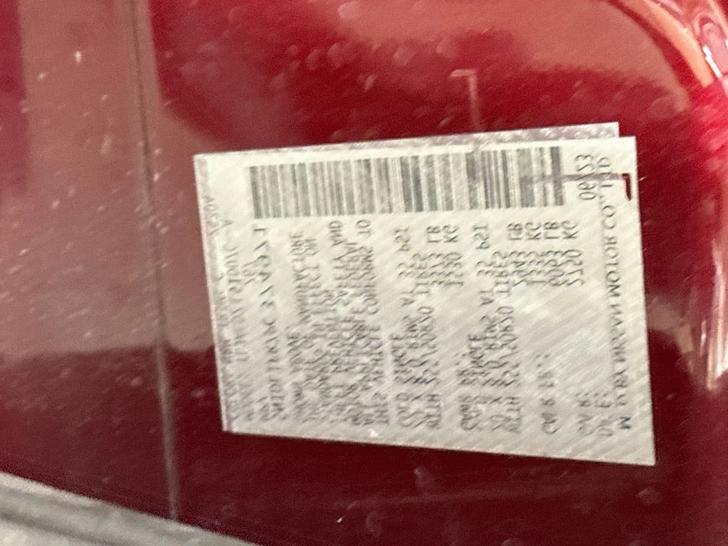 Certified Used 2023 Red INFINITI LUXE image 46