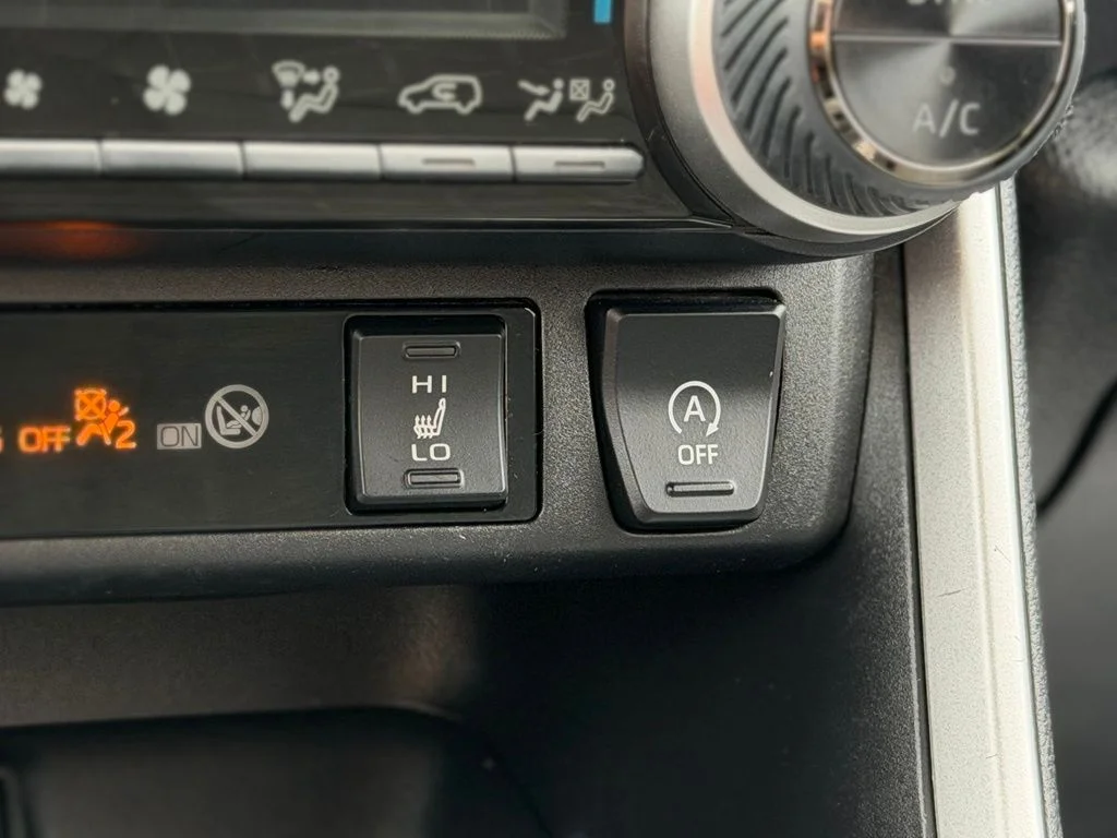 Used 2024 White Toyota XLE image 18