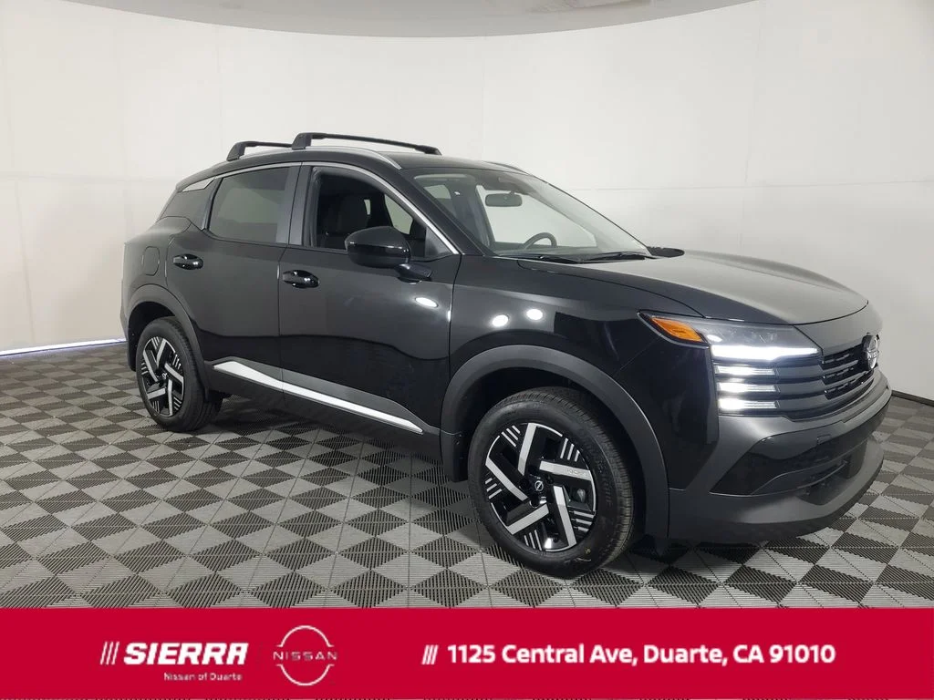2026 Nissan Kicks 2.0 SV's photo