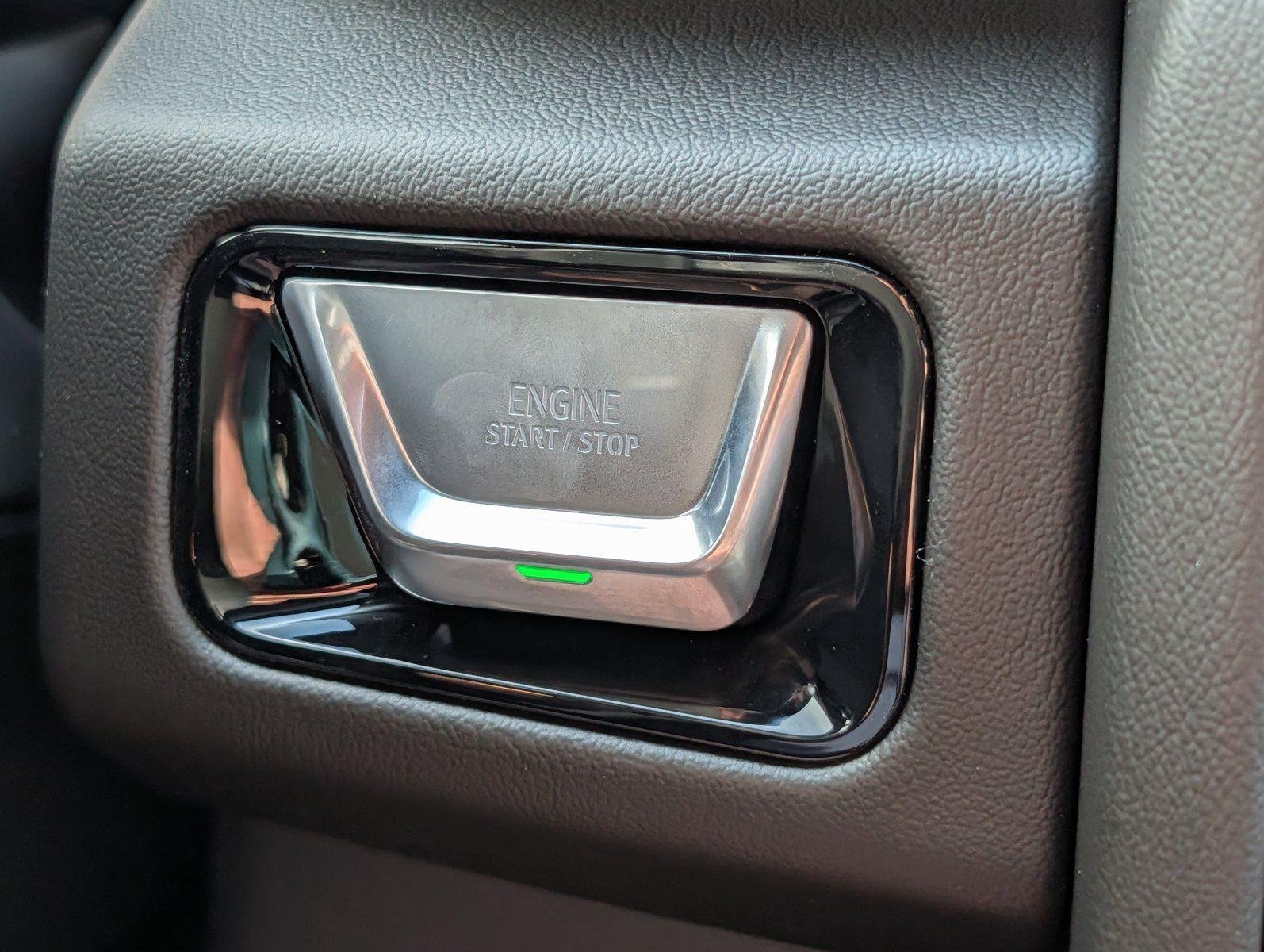 2026 GMC Yukon XL Denali - Photo 24