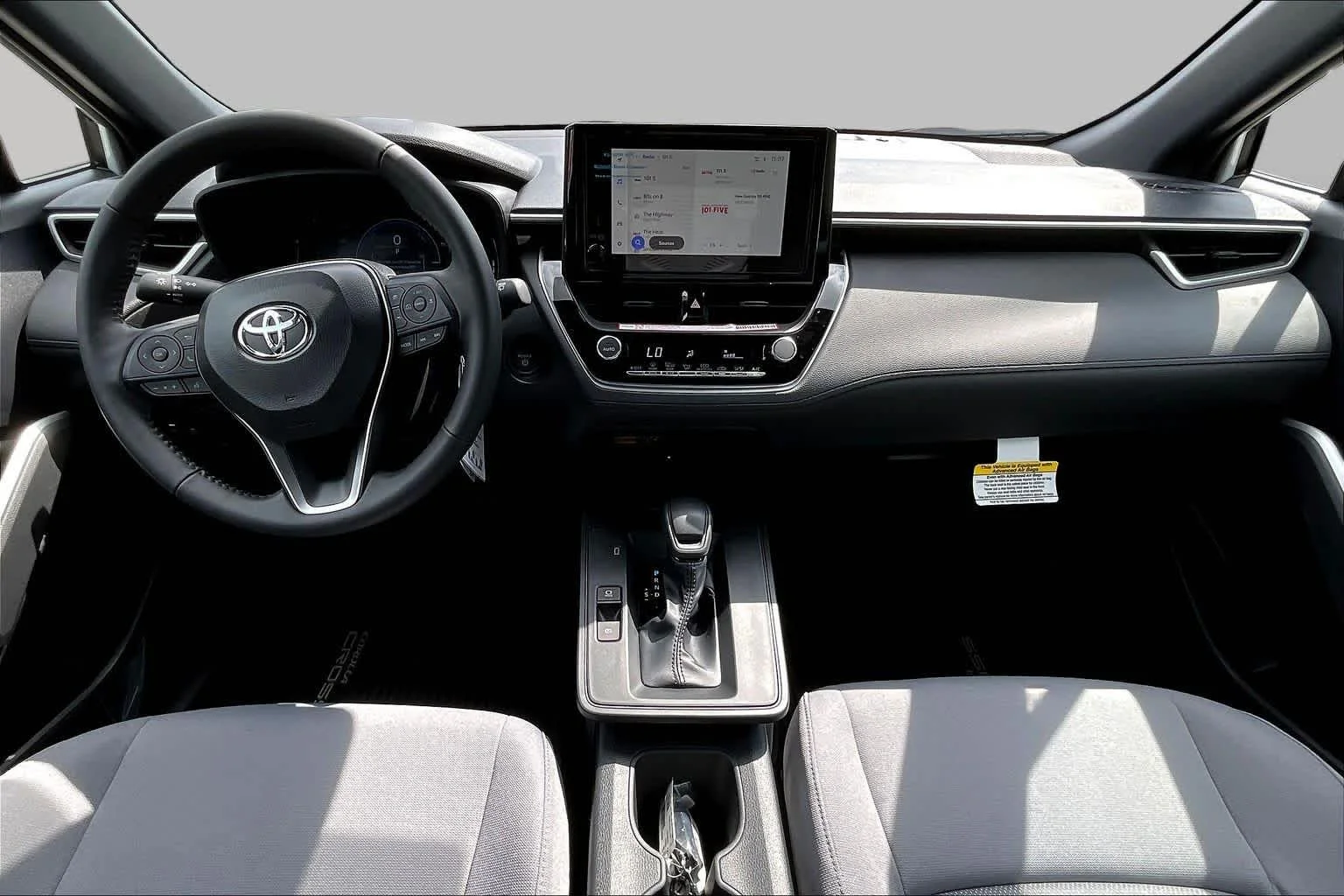 New 2026 Wind Chill Pearl Toyota Hybrid SE image 5