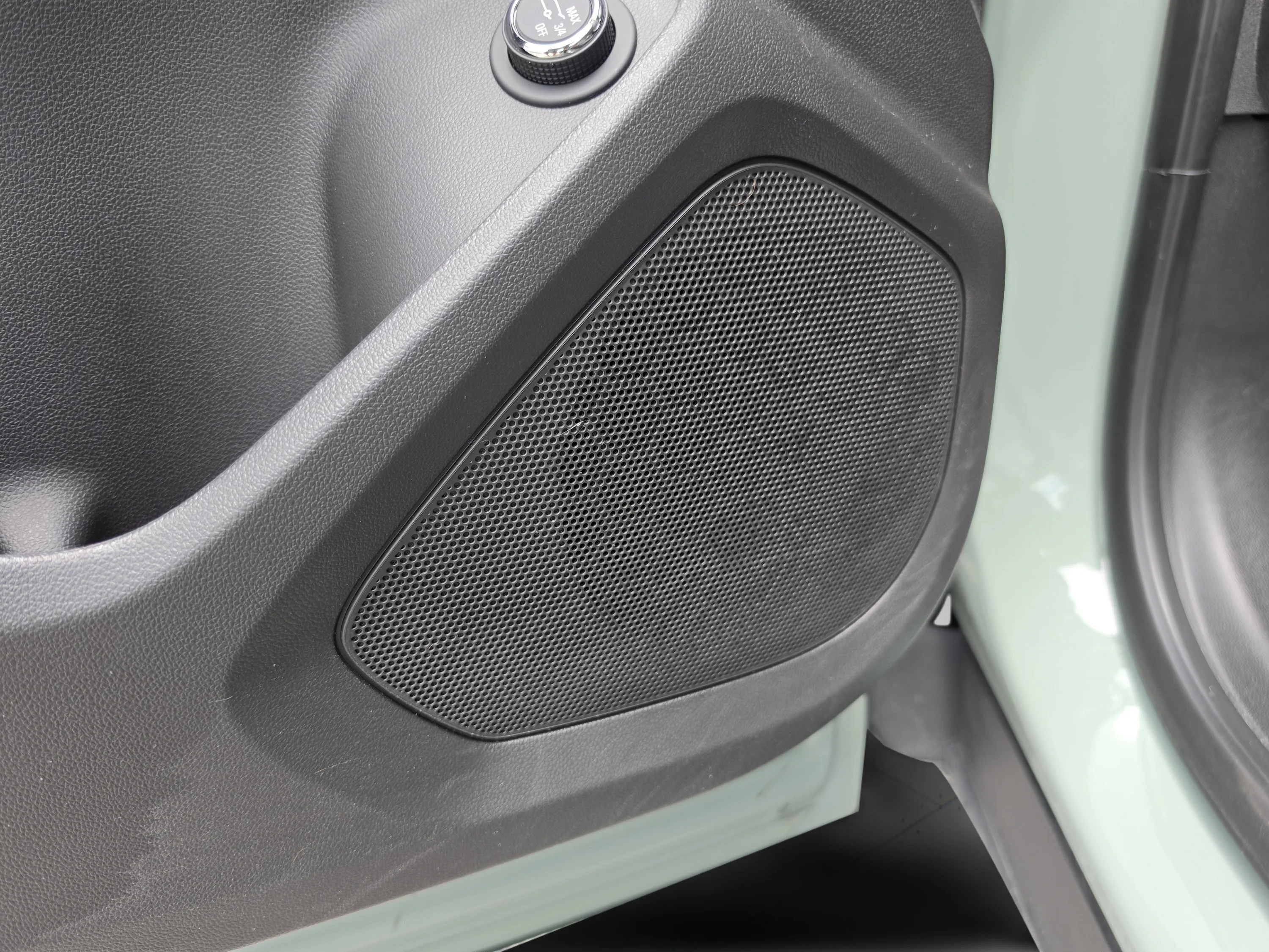Used 2025 Cacti Green Chevrolet LT image 25