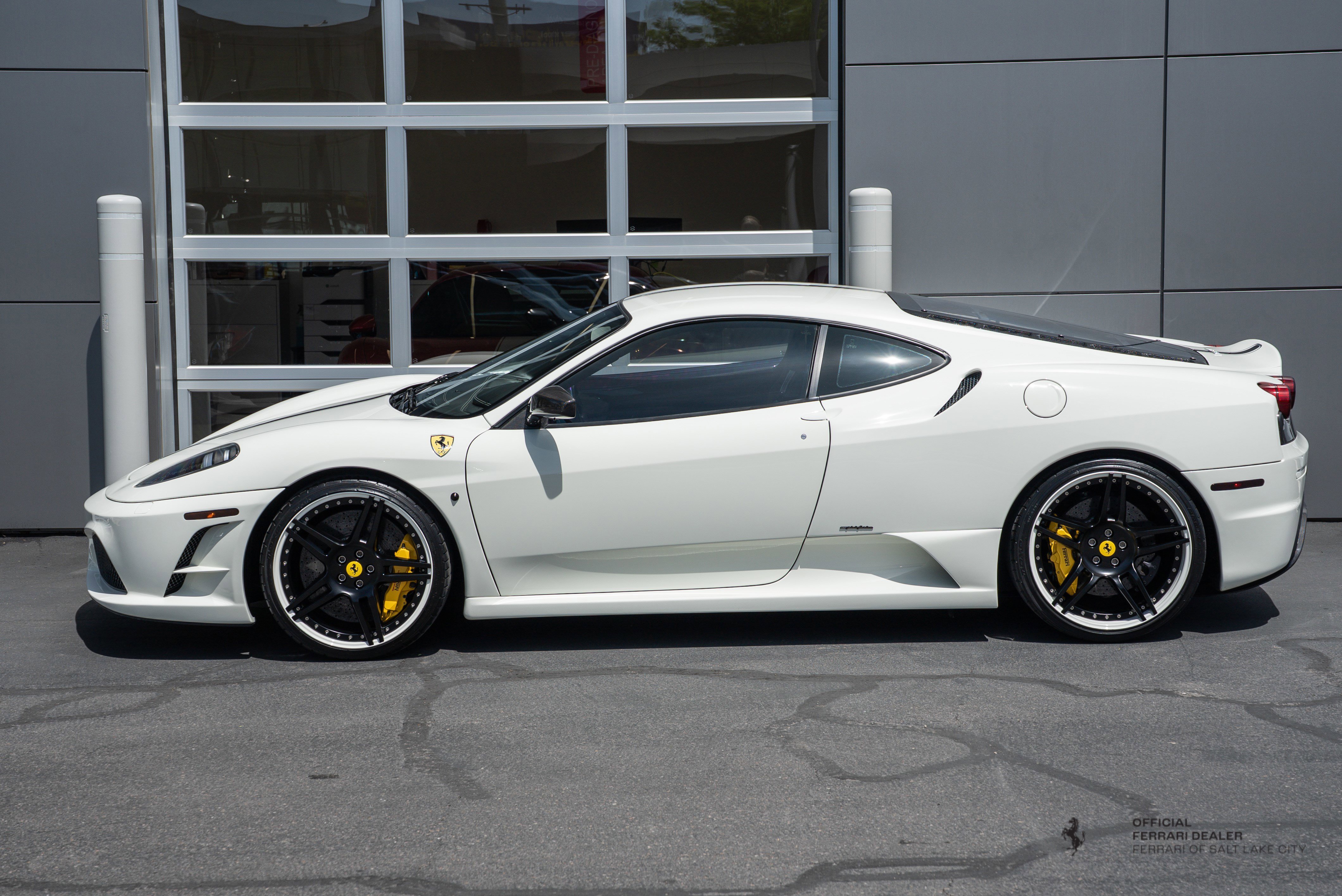 Used 2009 Bianco Avus Ferrari  image 3