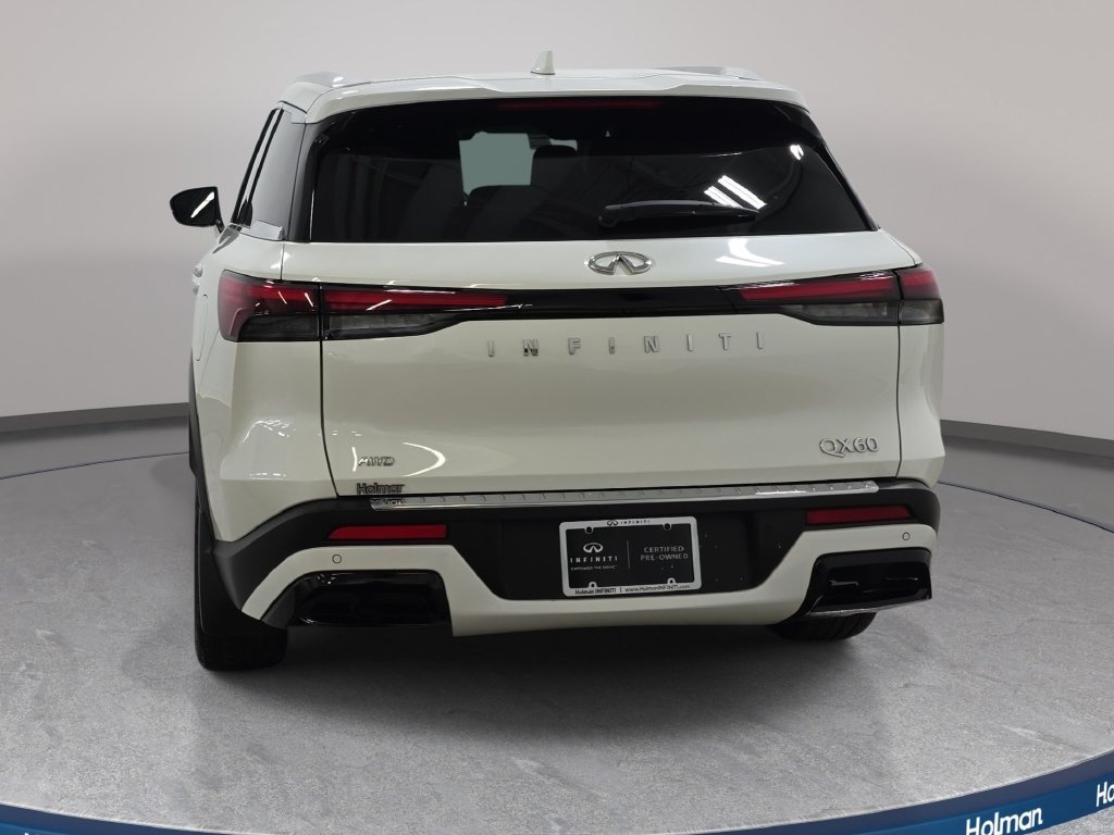 Certified Used 2023 Majestic White INFINITI LUXE image 6
