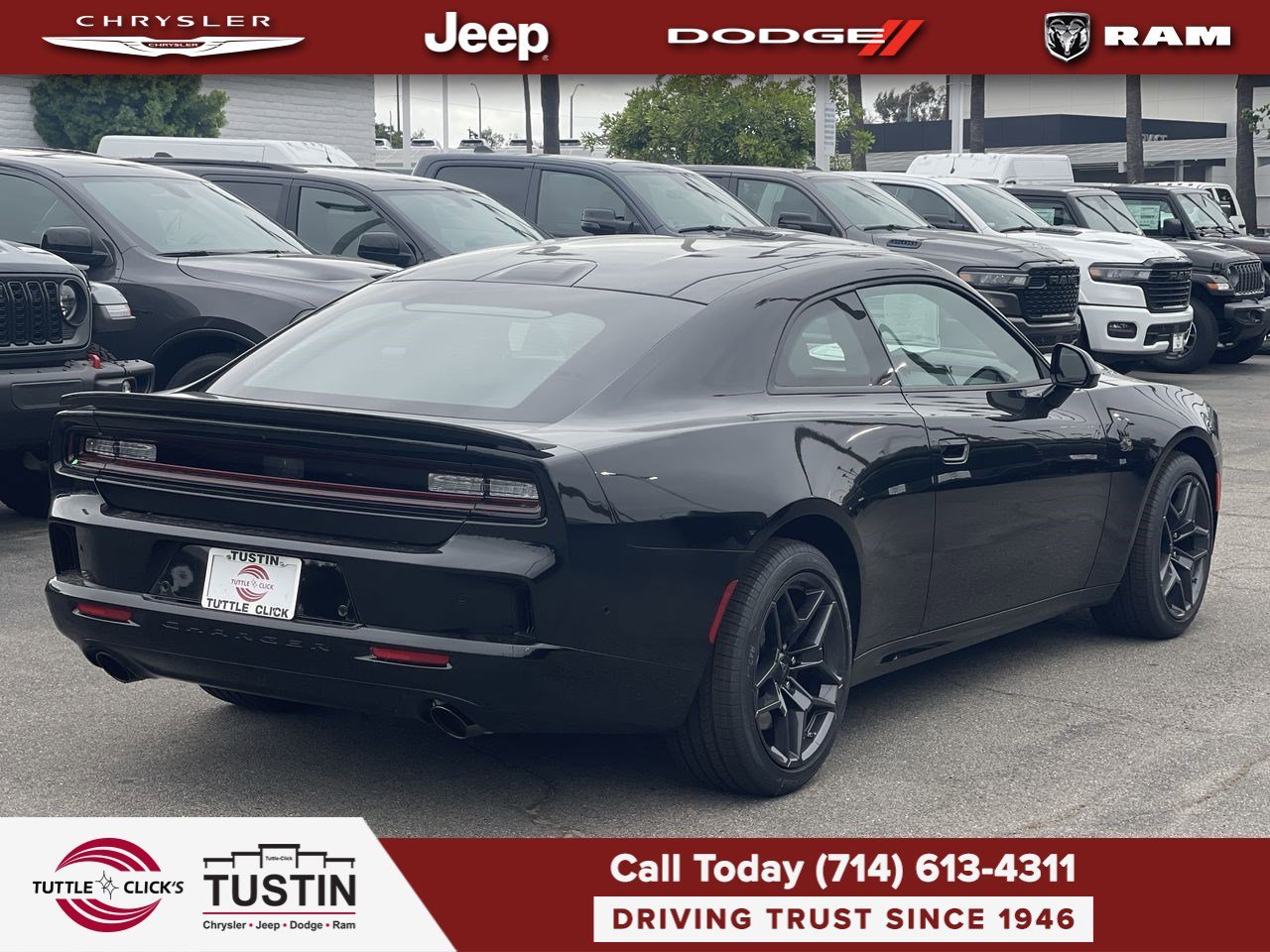 New 2026 Diamond Black Crystal Pearlcoat Dodge Scat Pack image 6