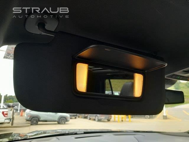 Used 2024 Black Chevrolet Z71 image 31