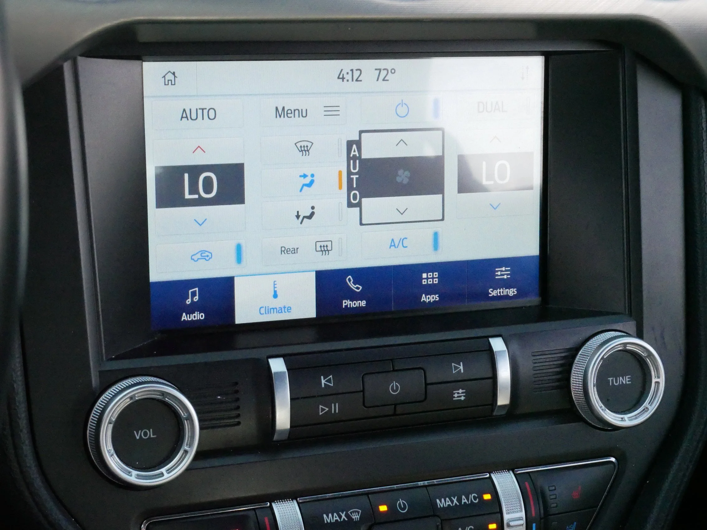 Used 2023 Oxford White Ford EcoBoost Premium image 23