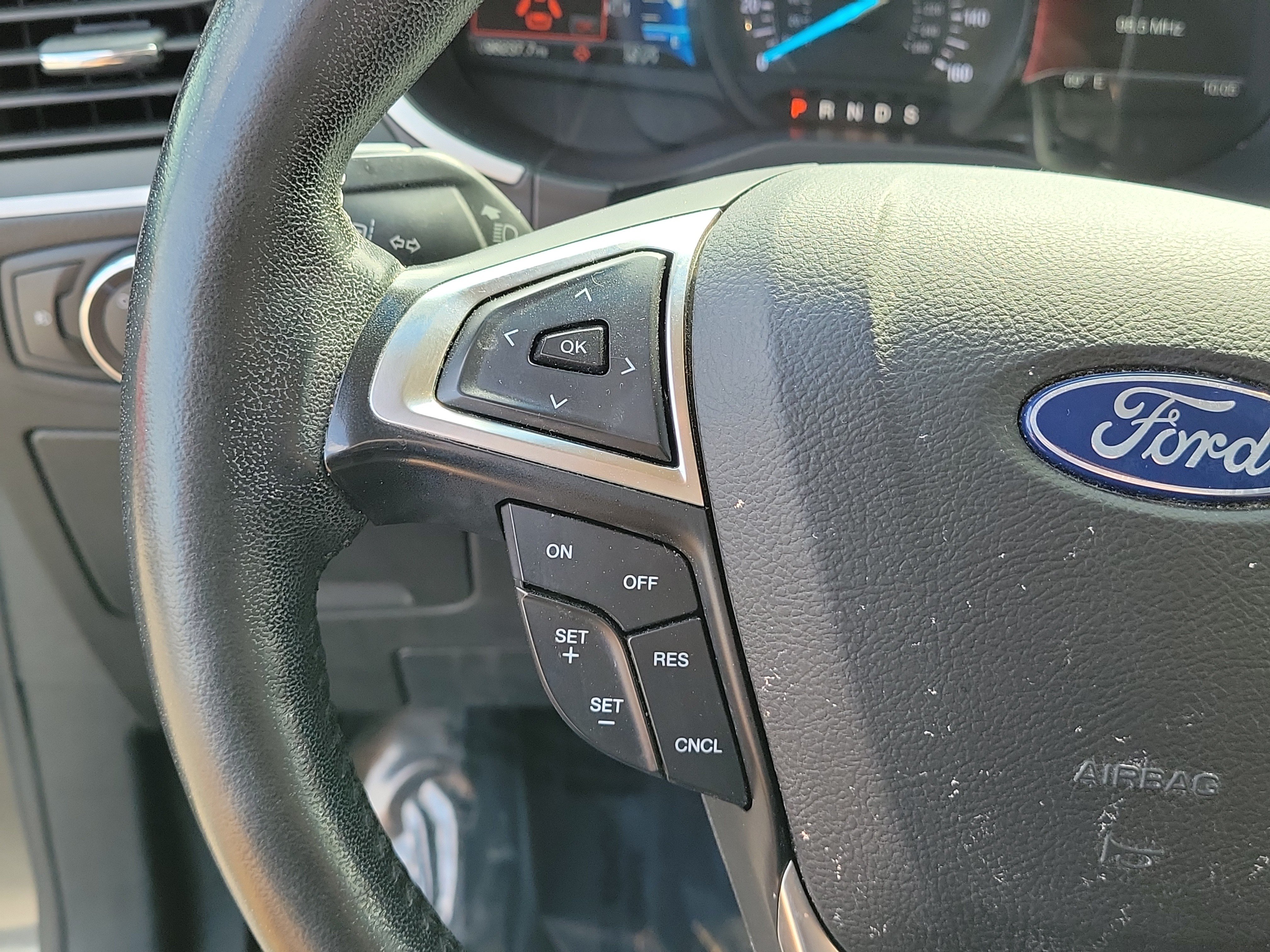 Used 2020 Gray Ford SEL image 25