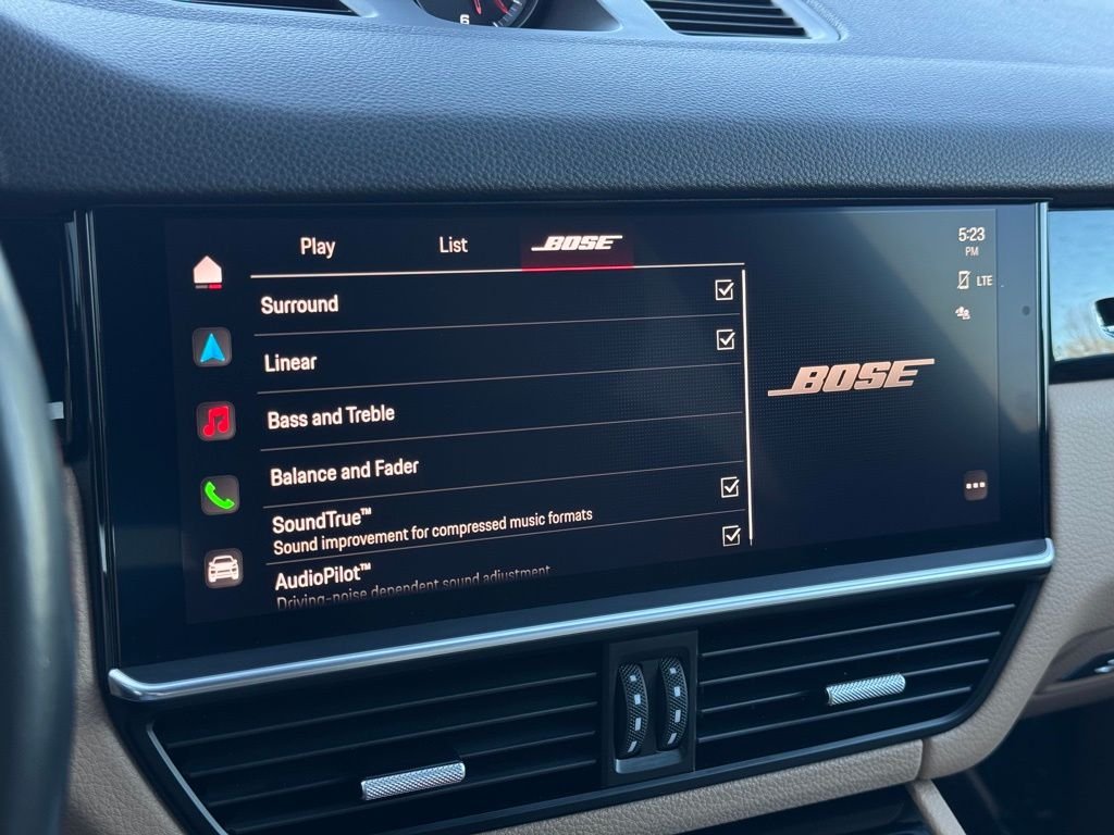 Certified Used 2023  Porsche  image 23