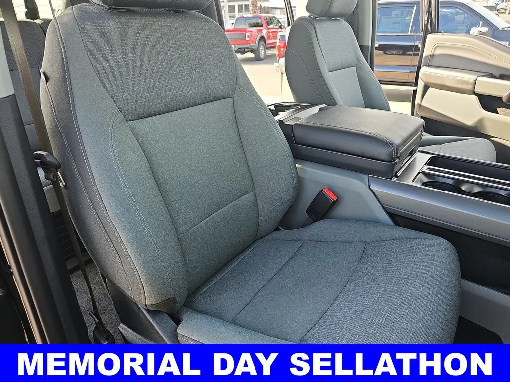 2025 Ford F-150 XLT - Photo 10