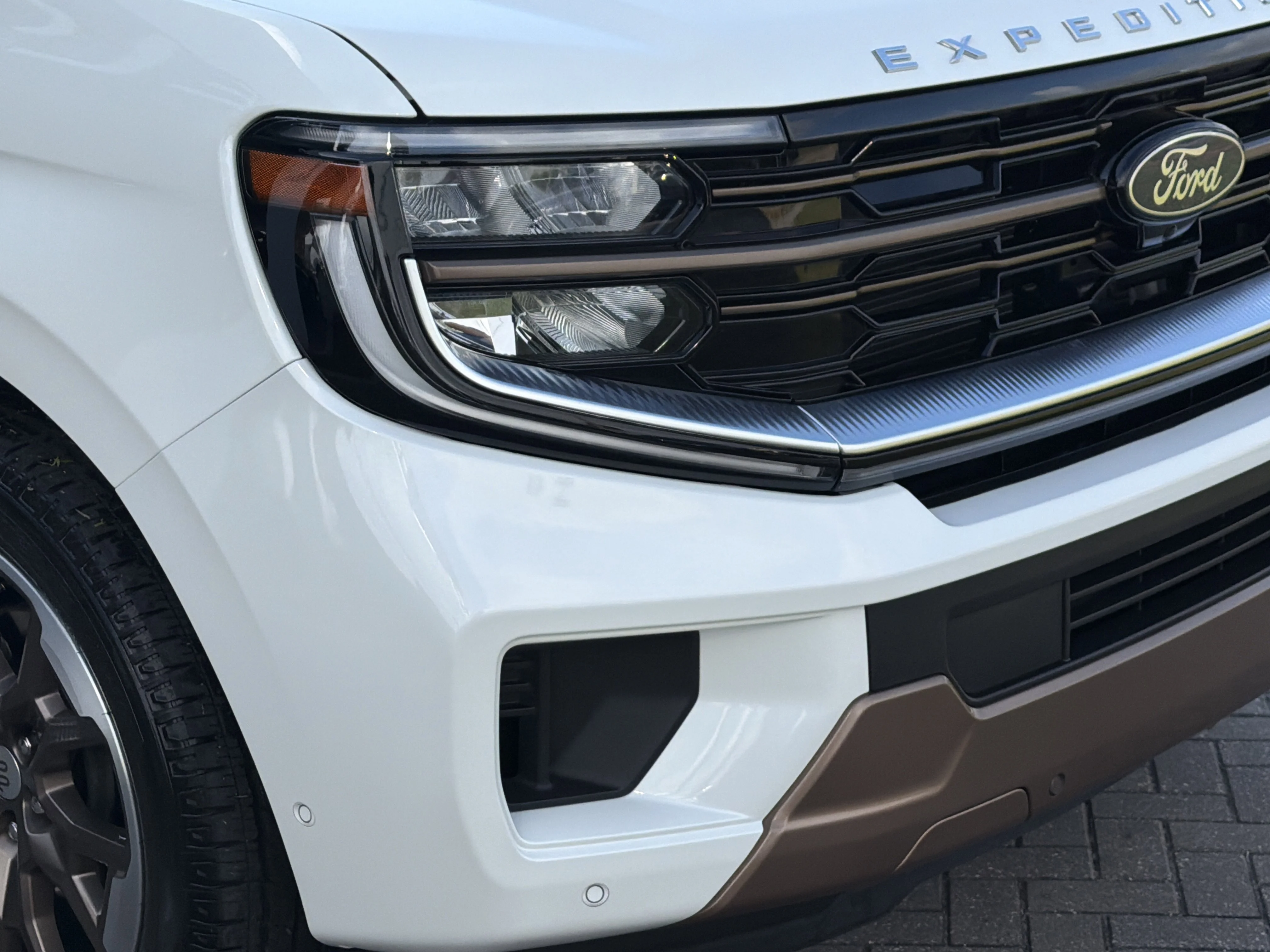 Used 2025 Star White Metallic Tri-Coat Ford King Ranch image 8