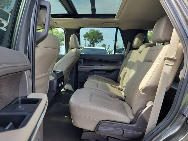2021 Ford Expedition Limited - Photo 16