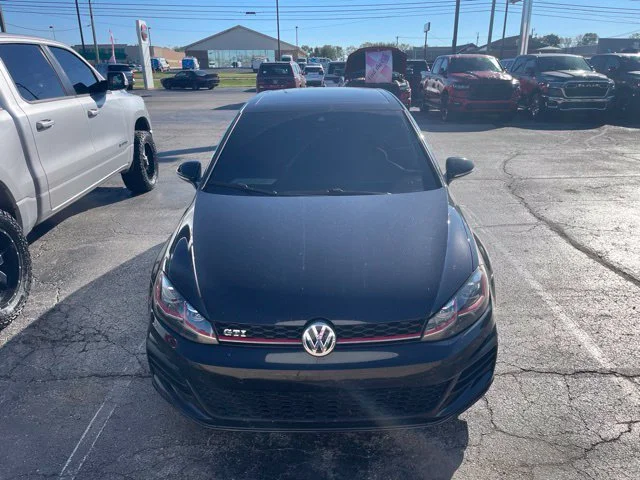 Used 2018 Black Volkswagen Autobahn image 4