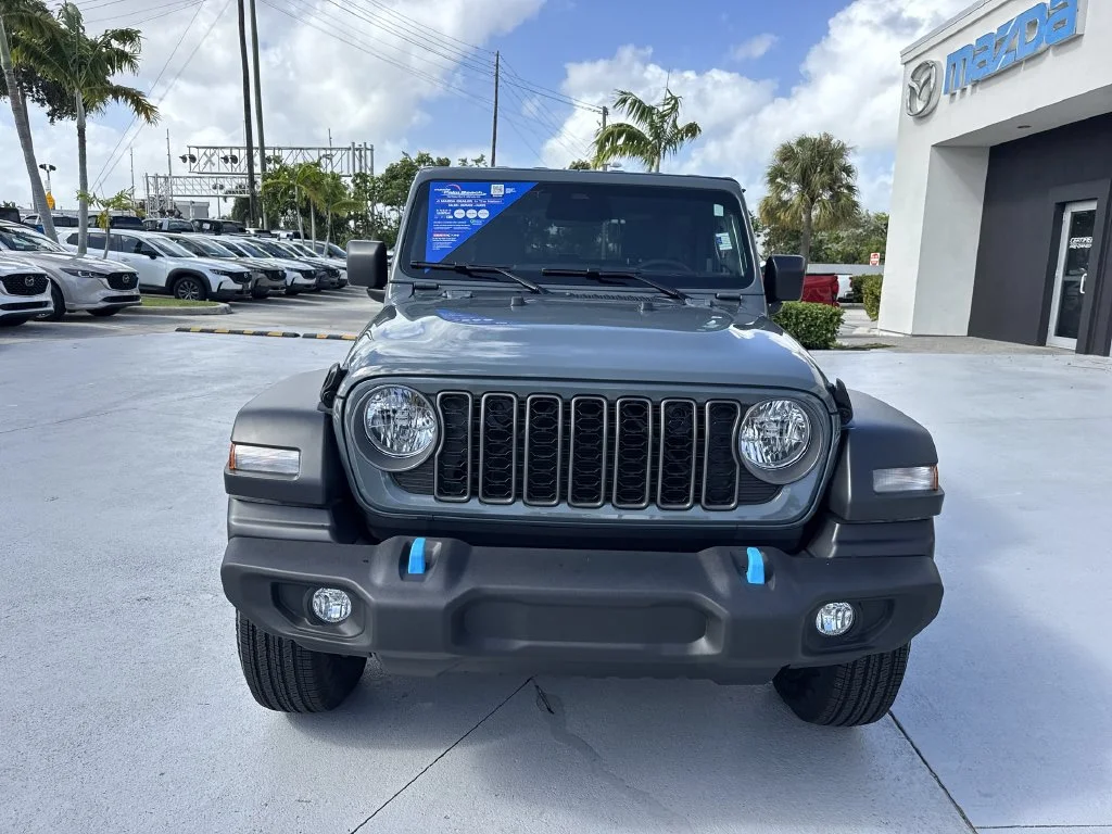 Used 2026 Gray Jeep Sport S image 29