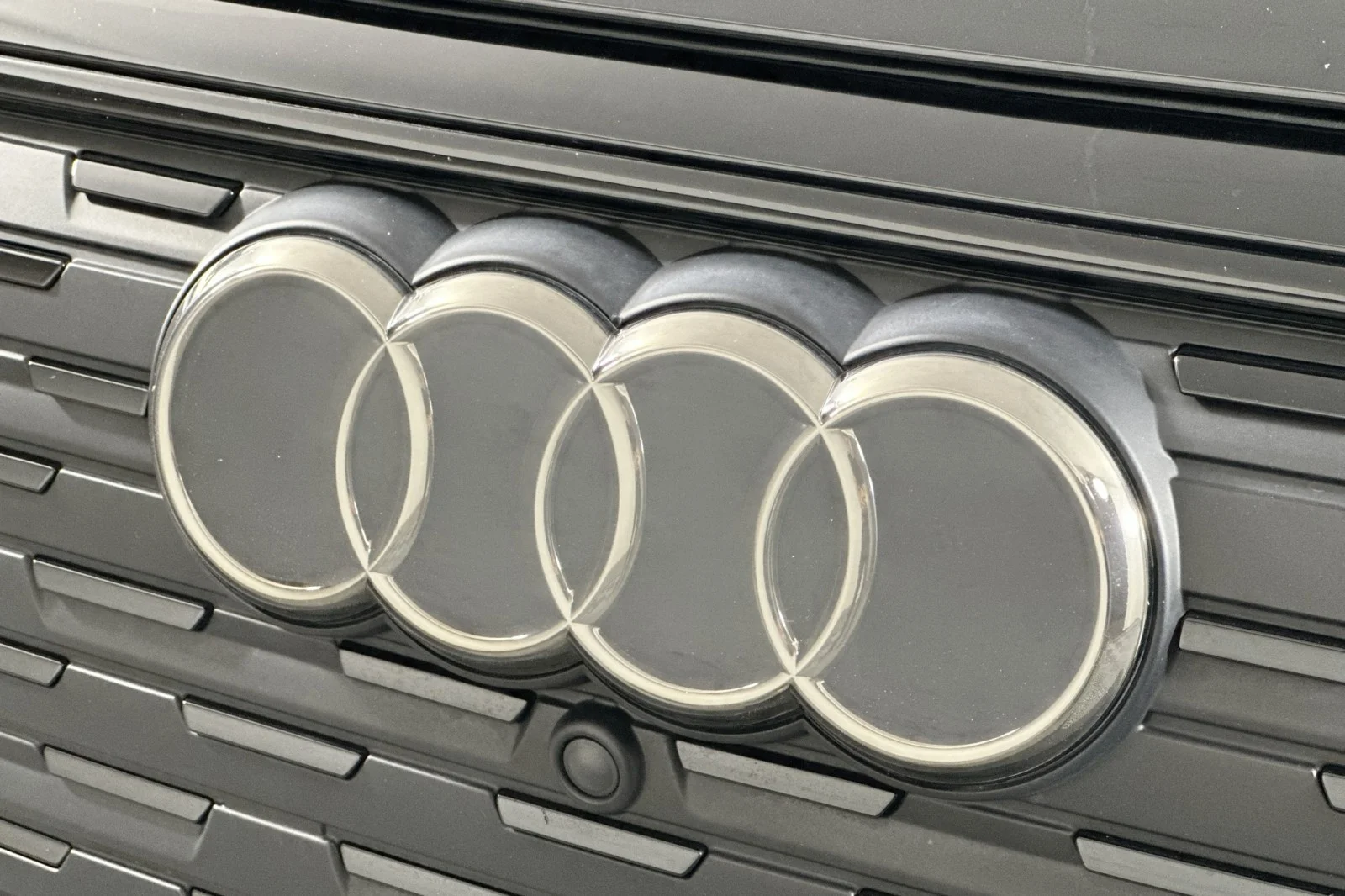 Used 2023 Mythos Black Metallic Audi Premium Plus image 15