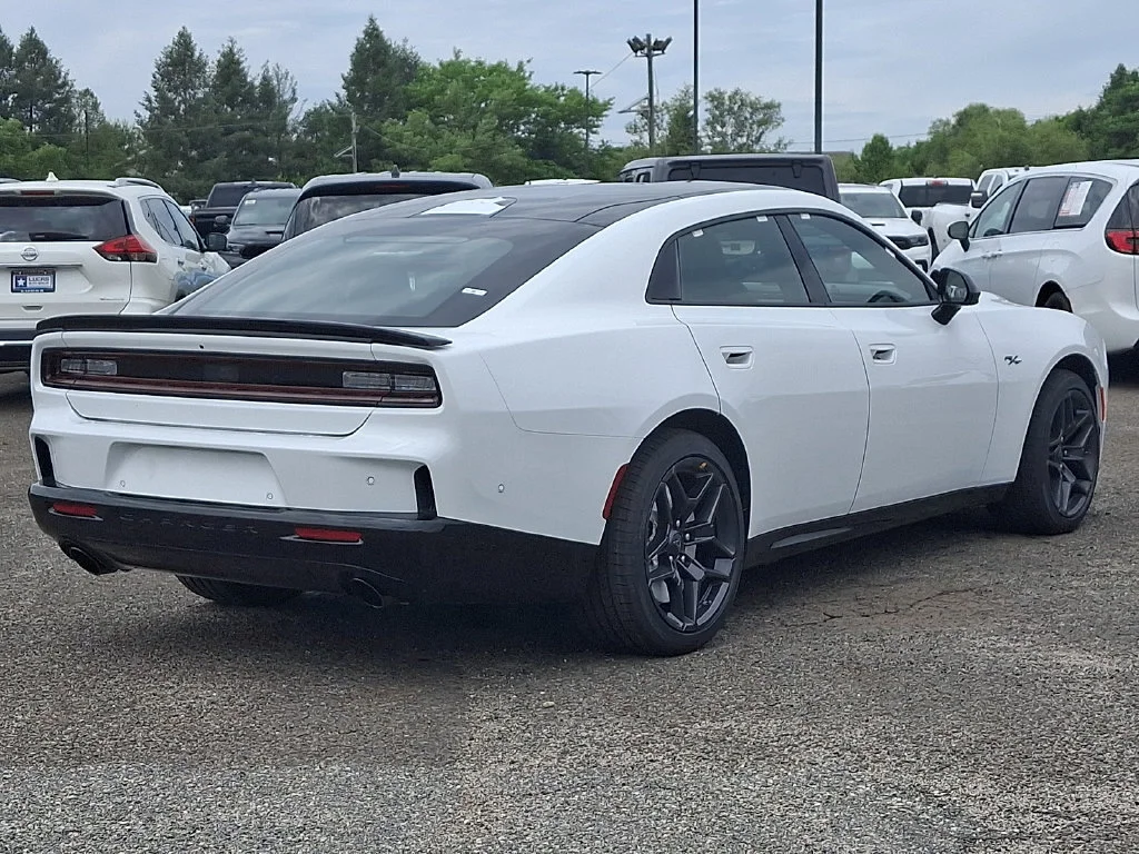 New 2026 White Knuckle Exterior Paint Dodge R/T image 8