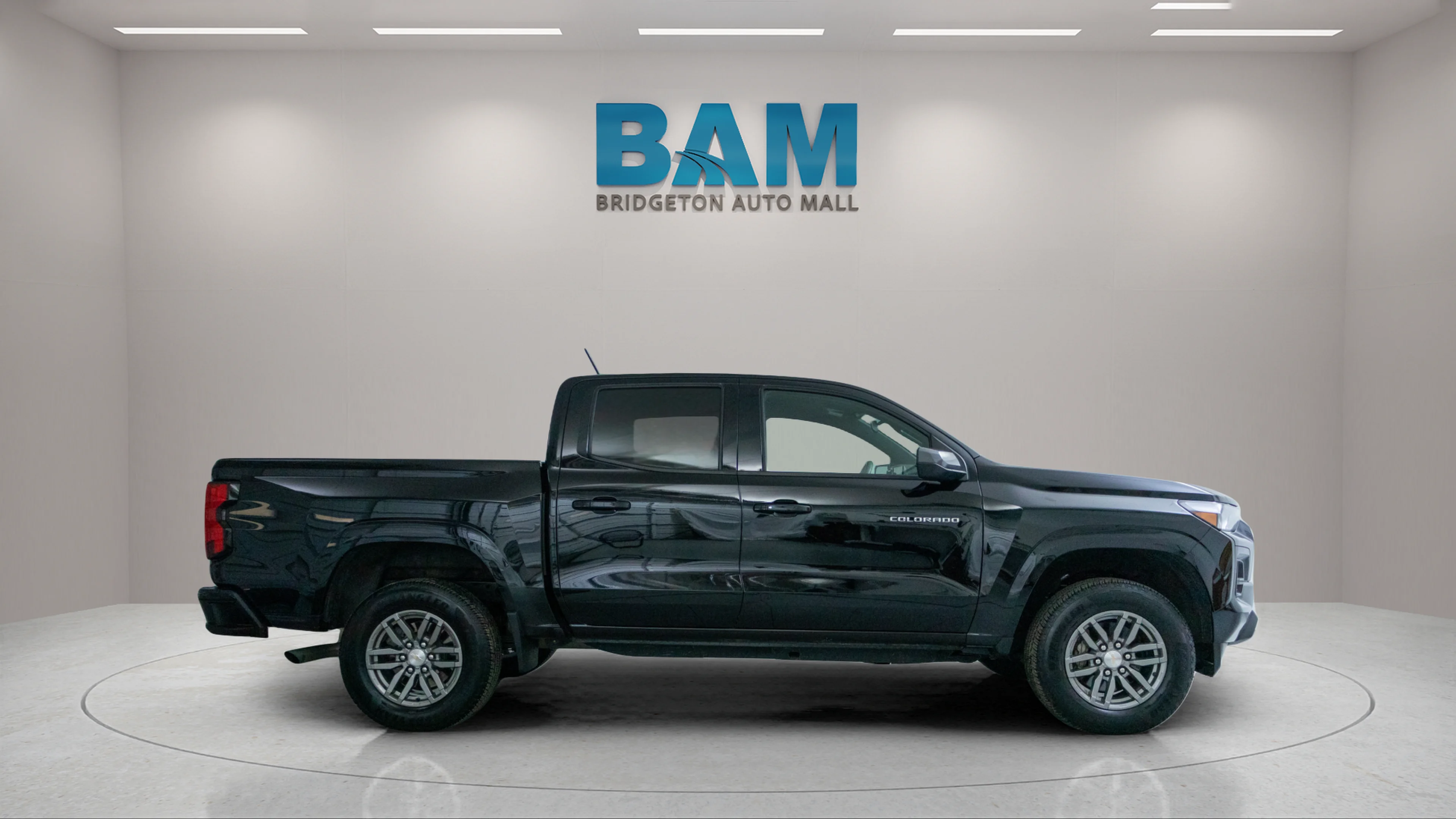 Used 2023 Black Chevrolet 2WD LT image 8