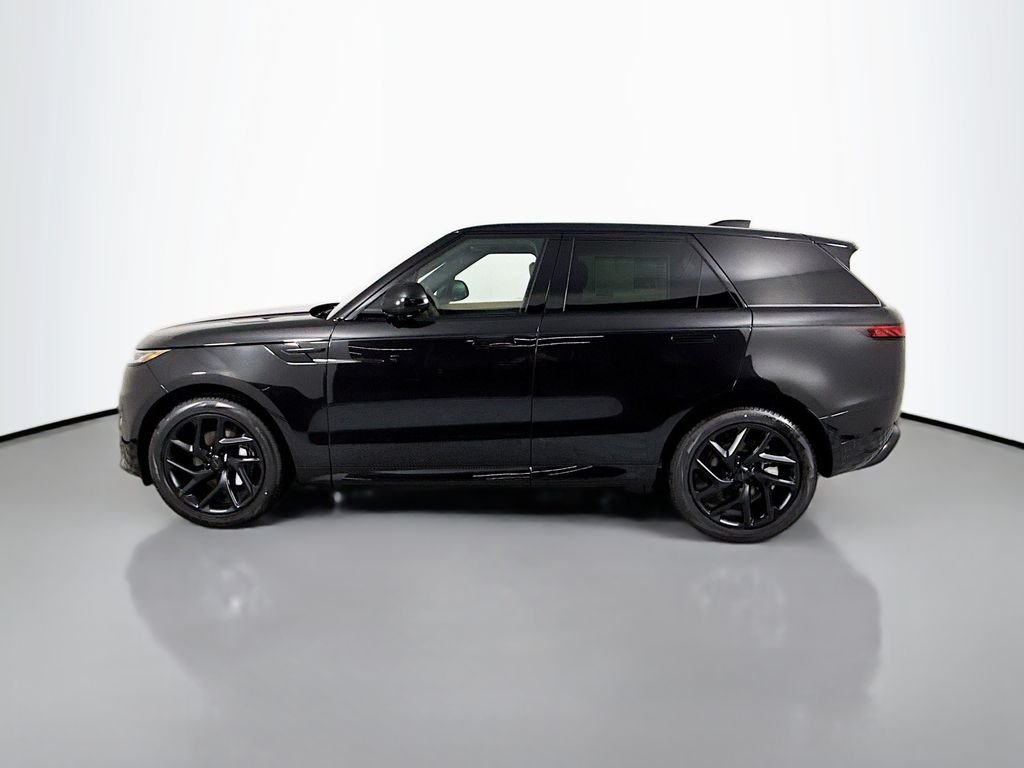 New 2026 Santorini Black Land Rover Dynamic SE image 2