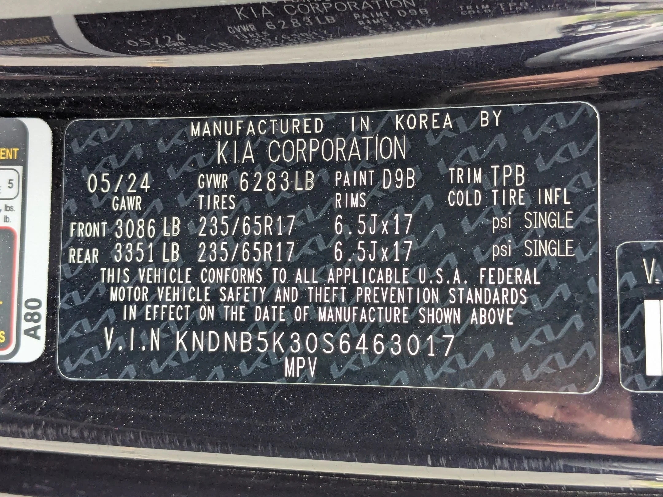Used 2025 Deep Chroma Blue Kia LX image 31
