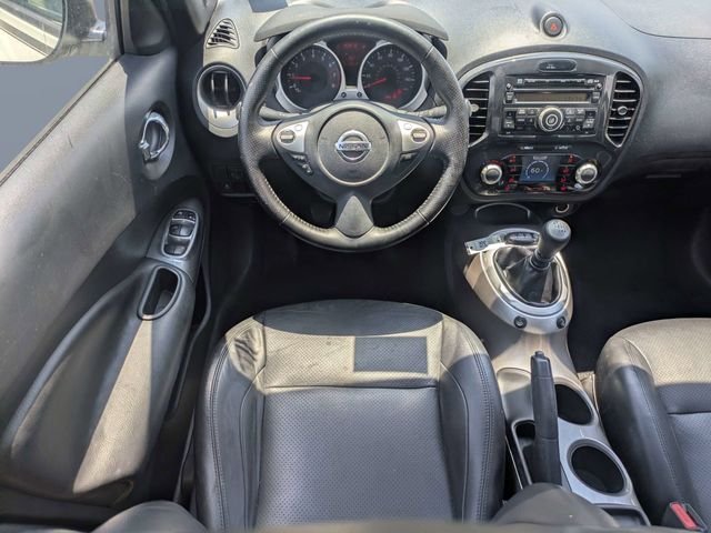 Used 2011 White Nissan SV image 15