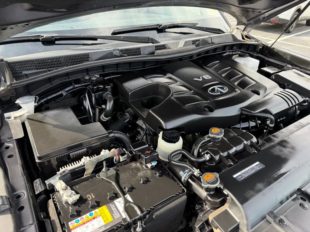 Used 2024 Gray INFINITI LUXE image 44