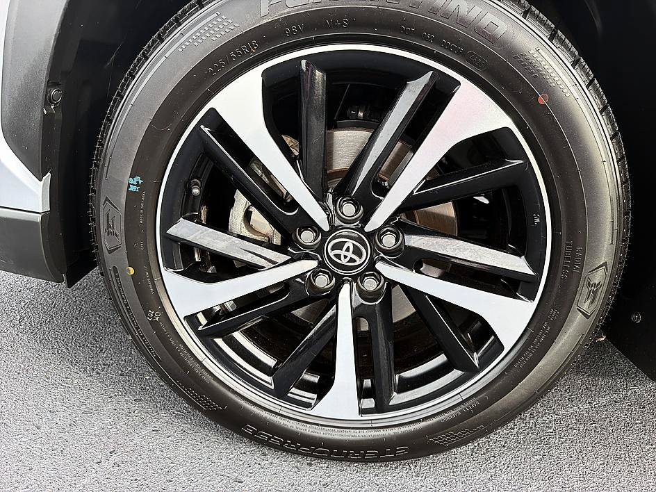 Used 2024 Silver Toyota Hybrid XSE image 8