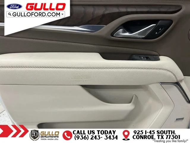 Used 2022 White Frost Tri-Coat GMC Denali image 17