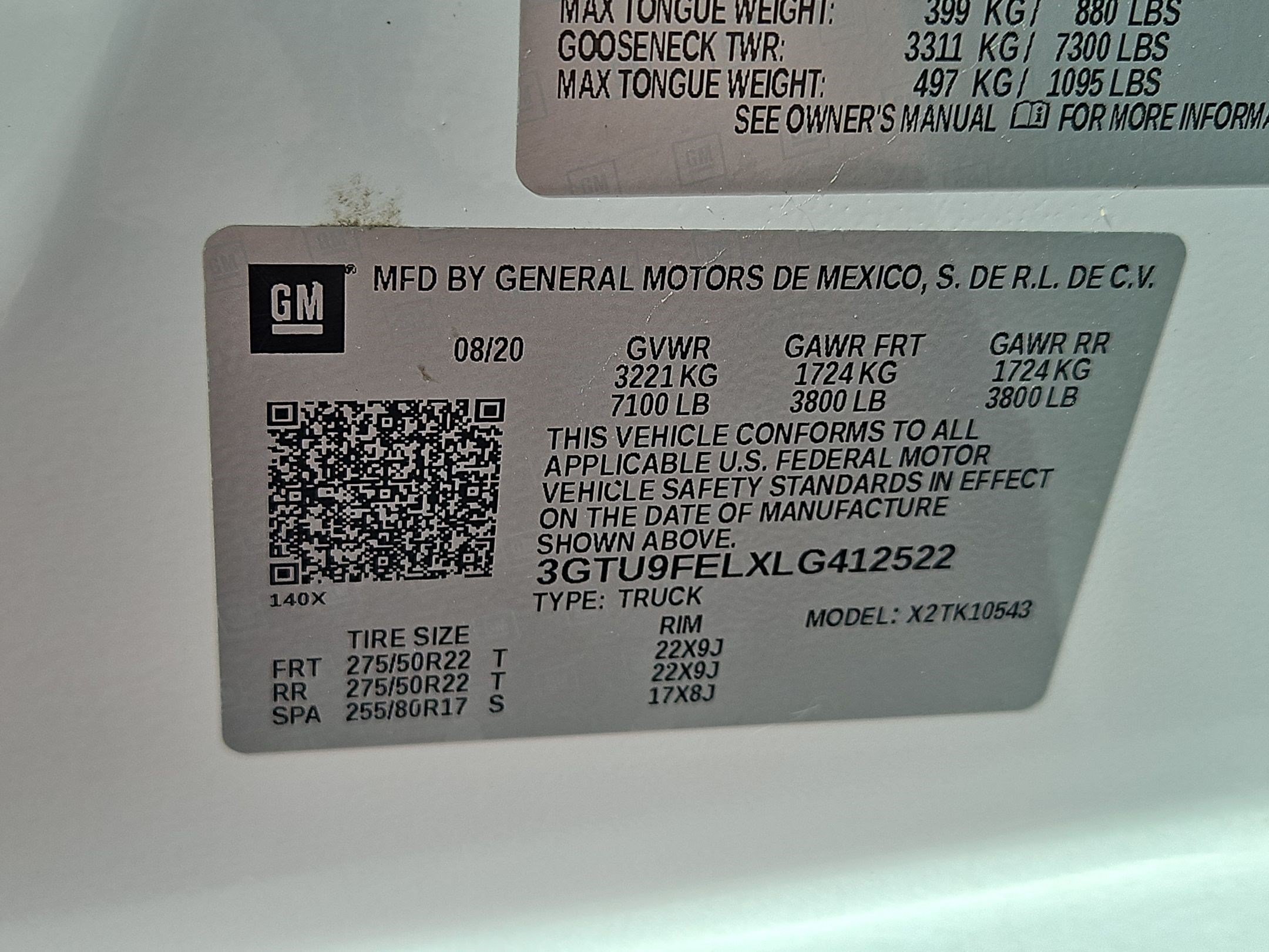 Used 2020 White Frost Tricoat GMC Denali image 35