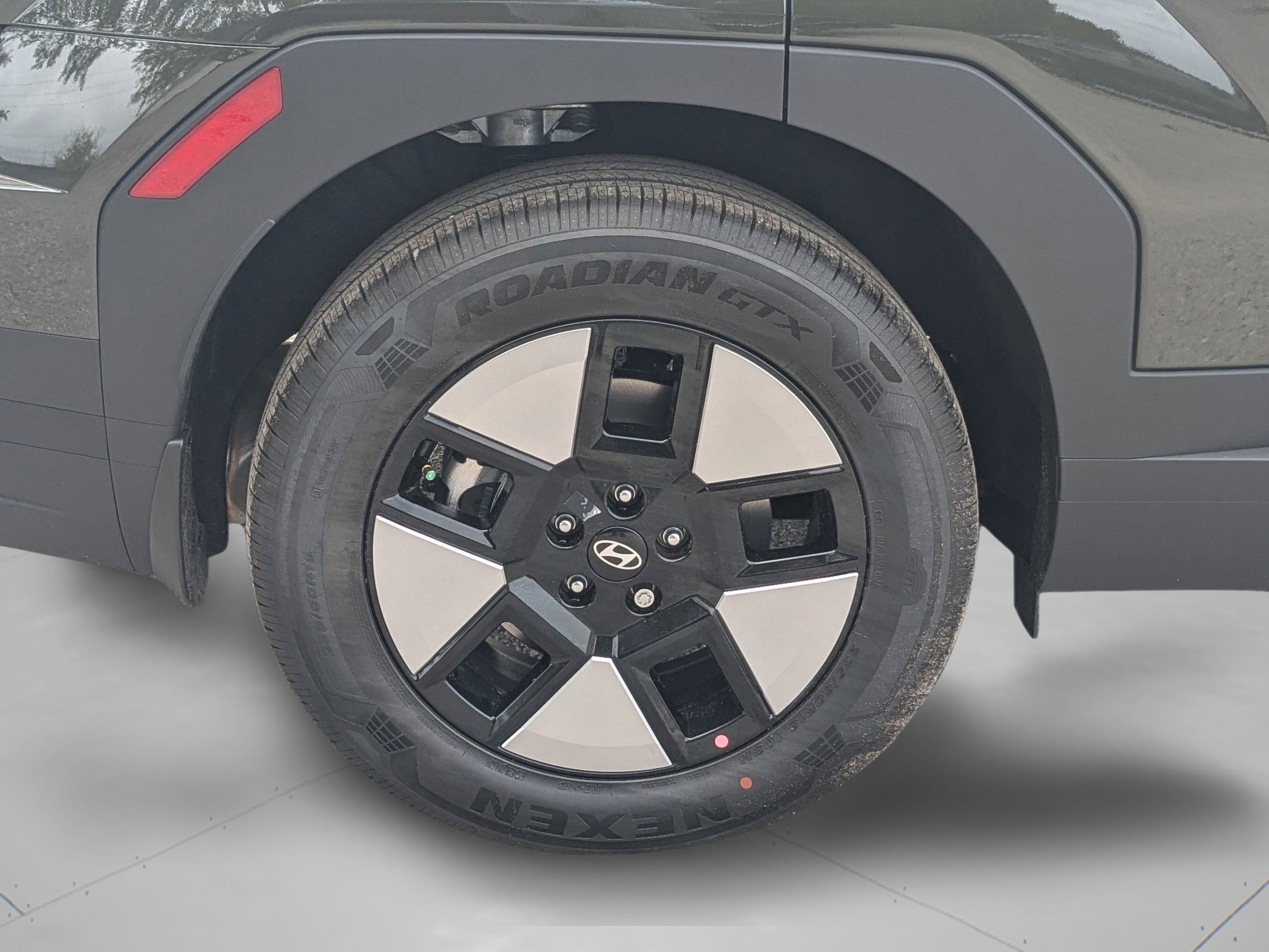 New 2026 Rockwood Green Hyundai SEL image 10