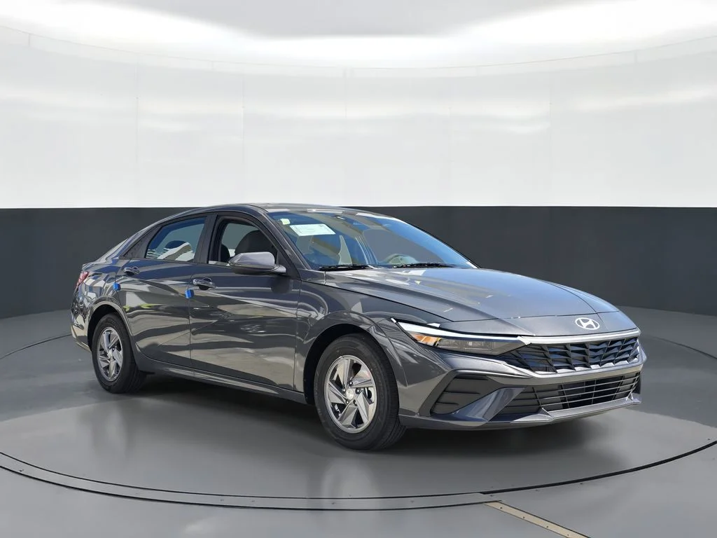 New 2026 Gray Hyundai SE image 2
