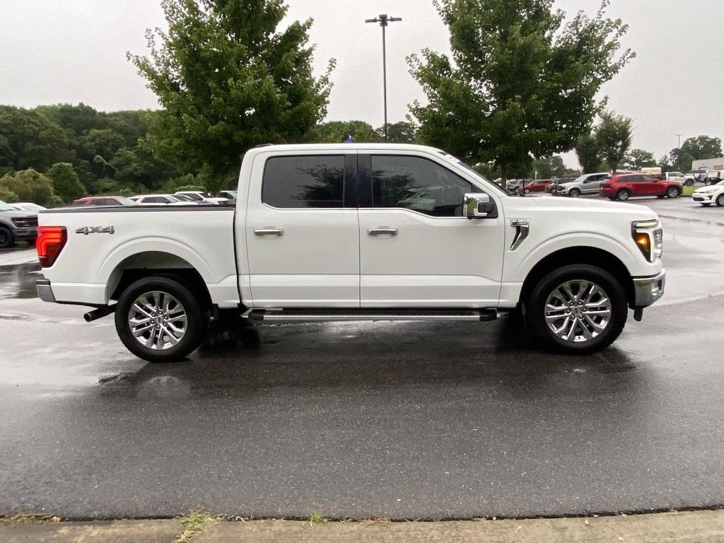 Certified Used 2024 Oxford White Ford Lariat image 2