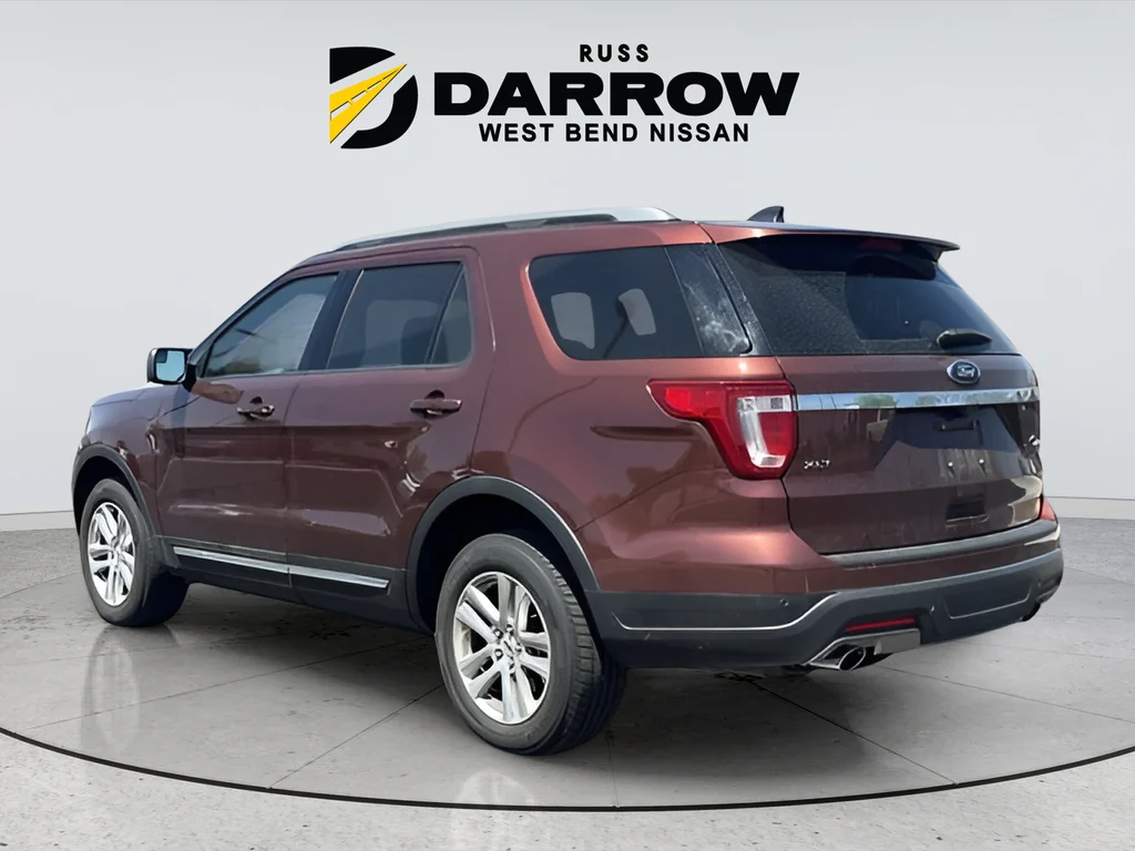 Used 2018 Red Ford XLT image 3