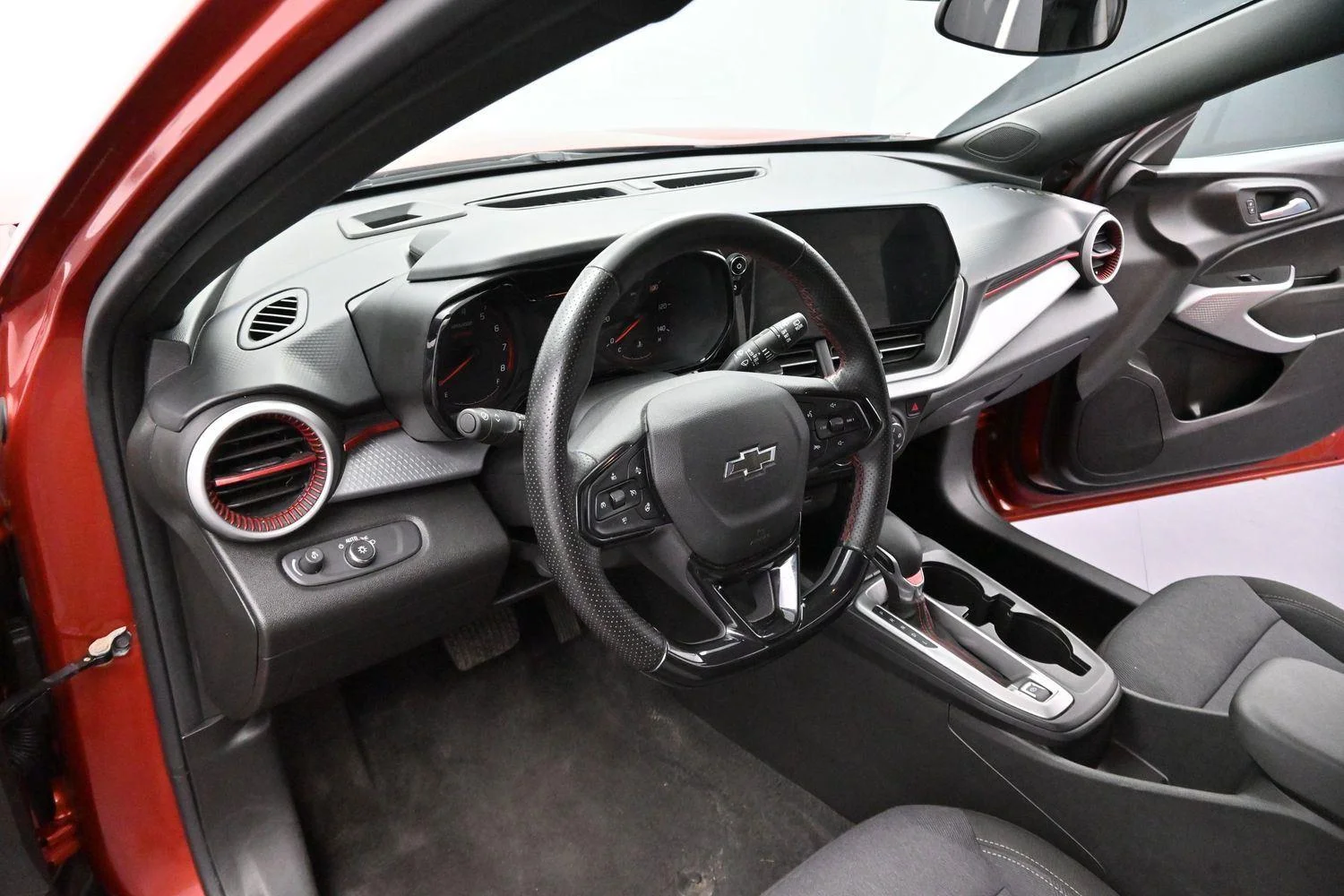 Used 2024 Cayenne Orange Metallic Chevrolet 1RS image 13