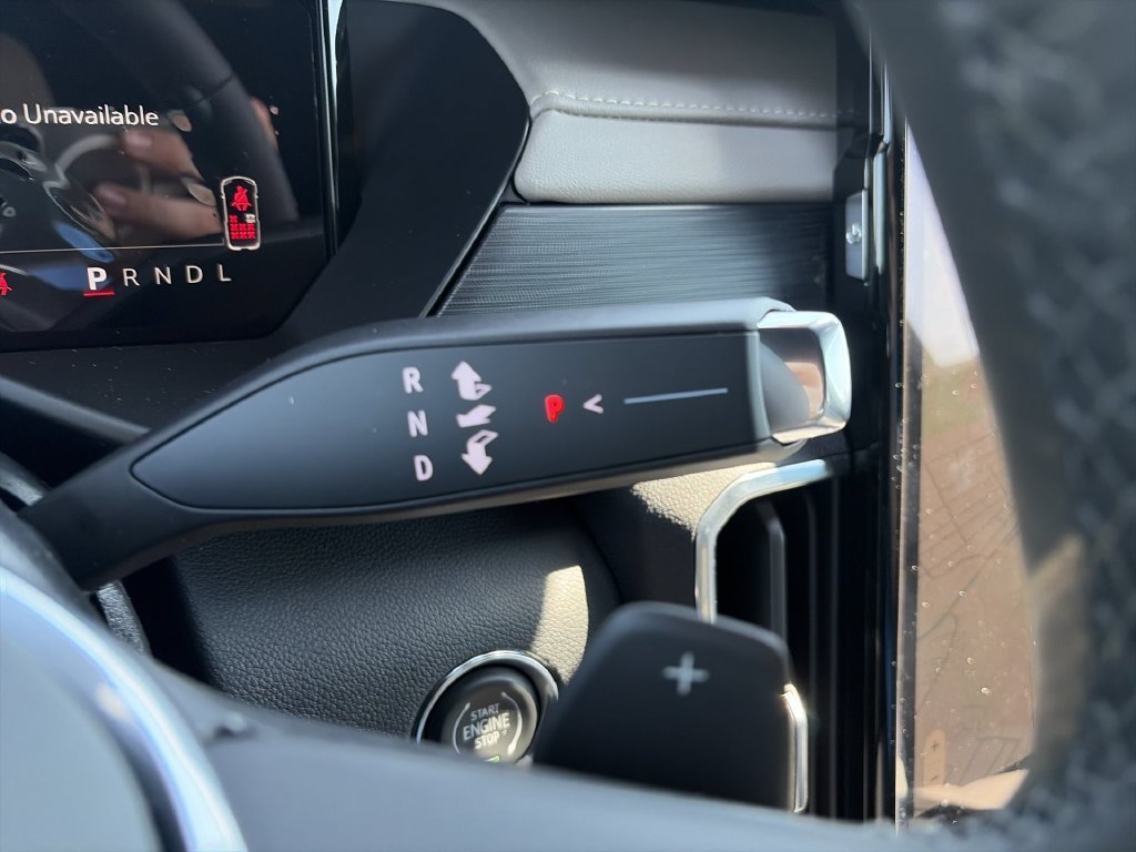New 2026 Sterling Metallic GMC Elevation image 26