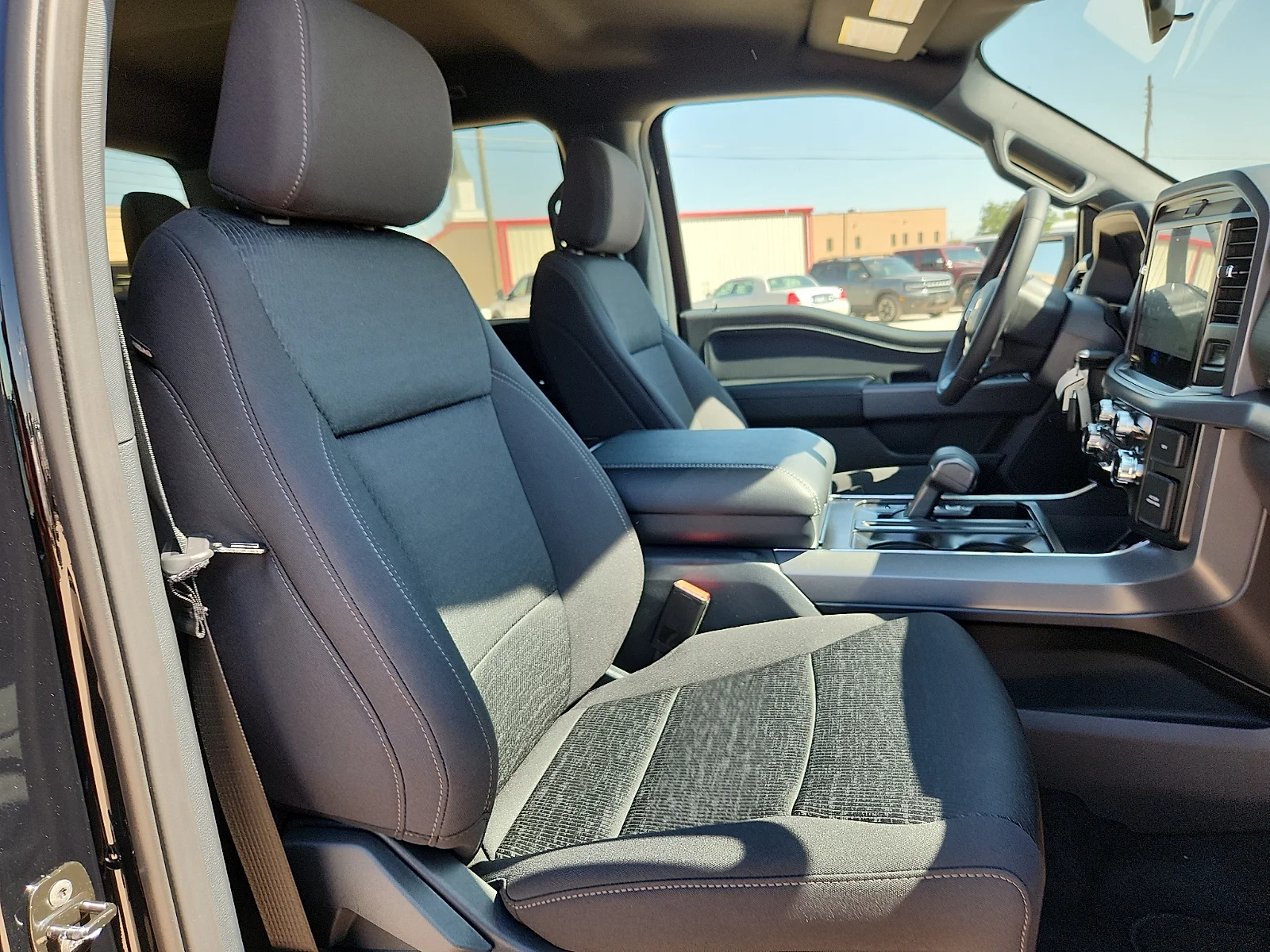 New 2026 Agate Black Metallic Ford XLT image 20