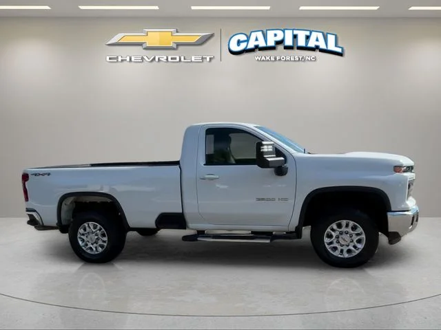 Used 2024 White Chevrolet LT image 8