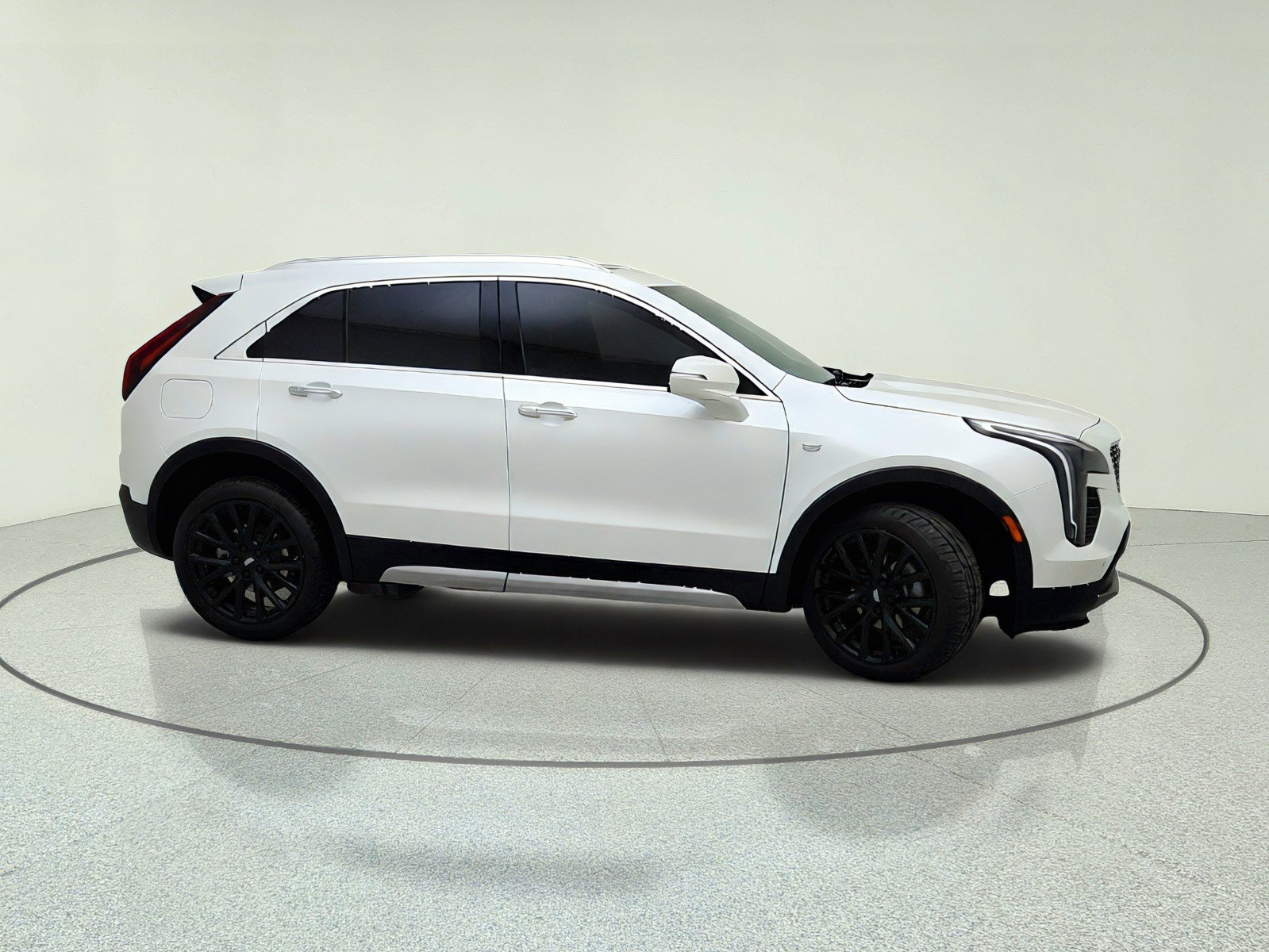 Used 2021 Crystal White Tricoat Cadillac FWD Premium Luxury image 6