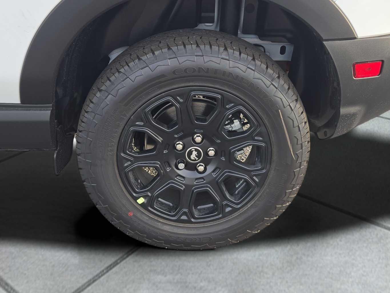 New 2026 Oxford White Ford Badlands® image 12