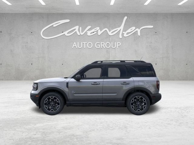 New 2025 Carbonized Gray Metallic Ford Outer Banks® image 4